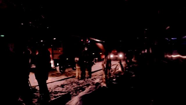 ПОЖАР ГОРИТ ЦЕХ НА ЛУГАНСКОЙ смотреть онлайн