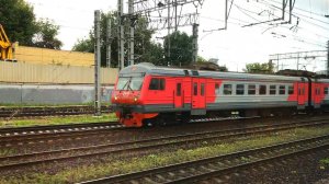 Прибытие поездов на Ярославский вокзал Москвы/Arrival of trains at the Yaroslavsky railway (Moscow)