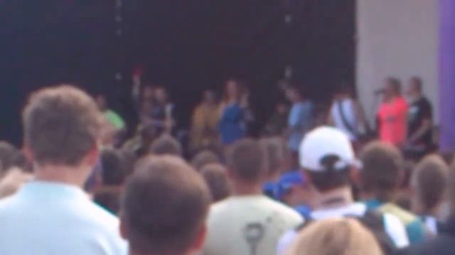 Гр. Ленинград Moscow Raceway смотреть онлайн