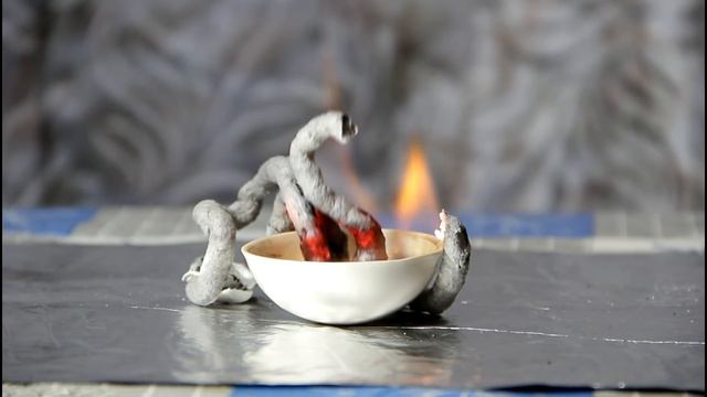 Супер Профессор. "Вулкан + Фараонова змея". «QIDDYCOME» смотреть онлайн