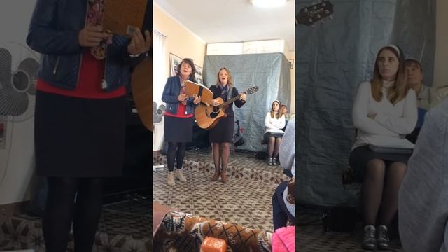 Праздник Жатвы наступил, за всё благодарите - дуэт под гитару Сухоруковы