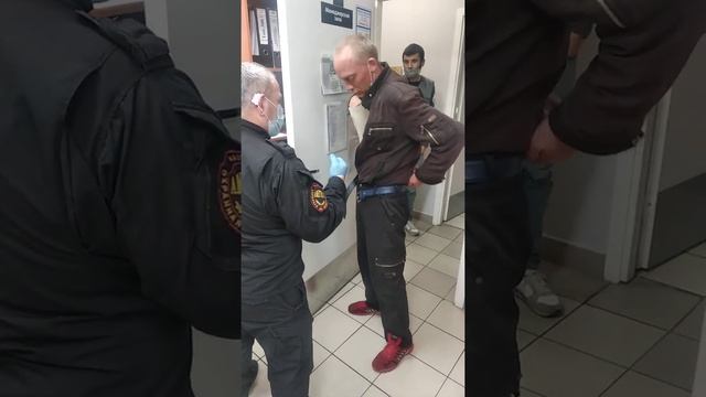 Кража в супермаркете просто жесть!!! смотреть онлайн