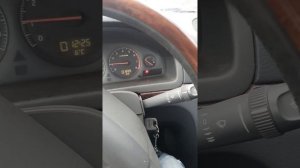 Глючит датчик уровня топлива 2 Volvo S80 2000г.