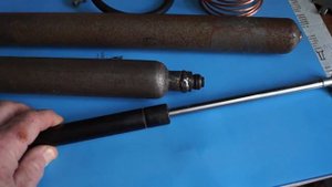 ТЕРМОПРИВОД ДЛЯ ТЕПЛИЦЫ из , Б/У комплектующих.The ACTUATOR FOR the GREENHOUSE from Used parts.