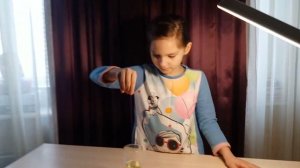 Преломление света Вода-масло-воздух. Опыт для проекта.