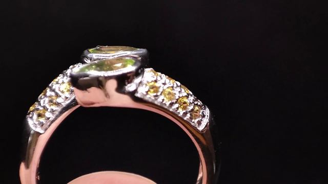 Кольцо с камнями: Хризолит и Сапфир. 100% природные камни. смотреть онлайн