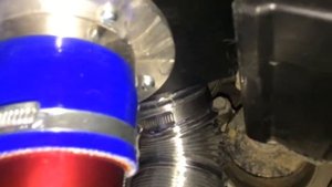 Собрал холодный впуск из AEM & KW впусков.