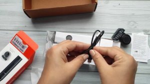 Unboxing Xiaomi Uniblade Trimmer.