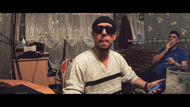 КОМИССАР ДРЯНЬ КАВЕР смотреть онлайн