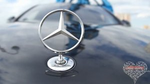 Черный Mercedes Benz S222 AMG