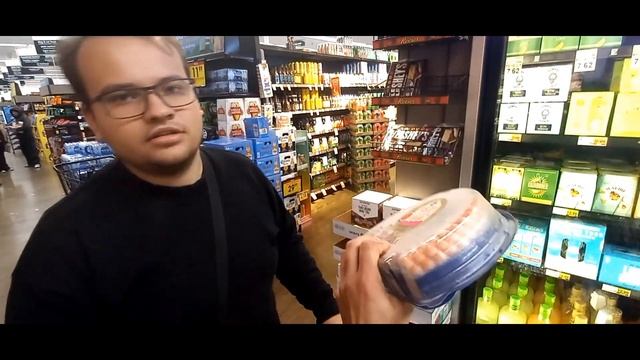 Что происходит звонок от ОЛЕГА| Робот доставщик| Ужин при свечах| Стрижка за 30$| США 2023 11 день смотреть онлайн