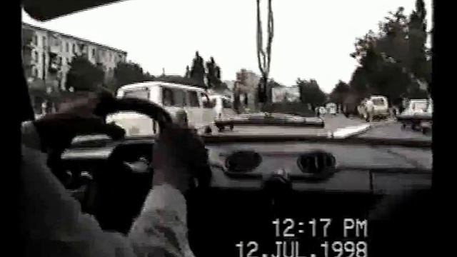 По Махачкале 1998 год. [Makhachkala_typical] смотреть онлайн