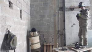 Монтаж деревянных лаг межэтажного перекрытия в квартире.