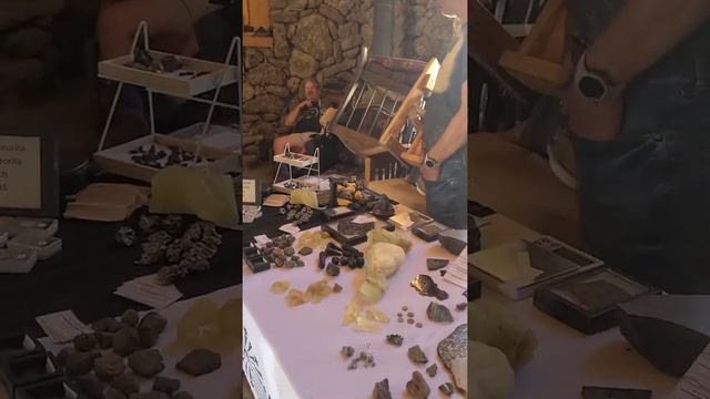 meteorite guy смотреть онлайн