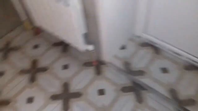 Бюджетный ремонт. Быстрая облицовка плиткой: кухни, прихожей и санузла за 4 дня. смотреть онлайн