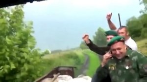 Э, стой, пацаны. Друга потеряли