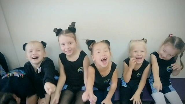 Занятие по актерскому мастерству в подготовительной группе хореографической студии "Мечтай" смотреть онлайн