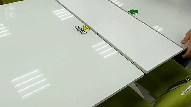 Раздвижной стеклянный стол "Гала-21" и стулья "Капри" смотреть онлайн