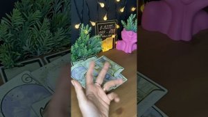 Его ИДЕАЛЬНАЯ женщина…..(кто же она?) #shorts#таро