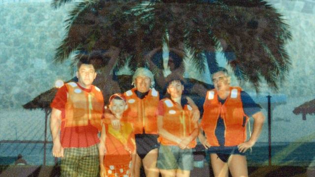 Дуюай 2010 год  Oasis Beach Tower Apartments