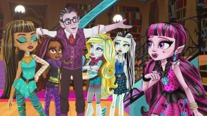 Приключения команды монстров Monster High. Призываем монстров.