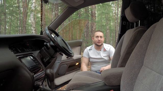 Почти новый 1995 года Toyota Crown. Крузак-седан. смотреть онлайн