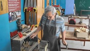 Приспособление для сжатия лобзика