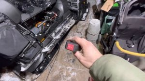 Тайга патруль 800 swt. Установил лебёдку на снегоход.