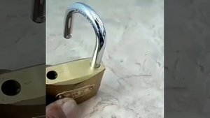 Как с помощью магнитов открыть замок