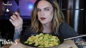 МУКБАНГ. МАКАРОНЫ С СЫРОМ