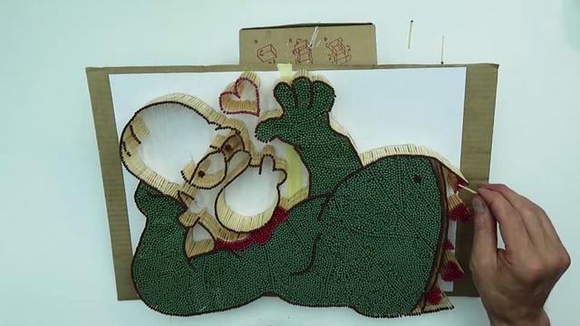 КАРТИНА ПОЦЕЛУЙ ГОМЕРА SIMPSON ИЗ СПИЧЕК смотреть онлайн