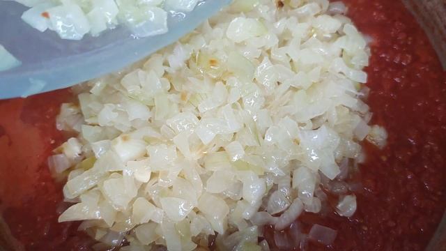 УНИВЕРСАЛЬНАЯ ЗАГОТОВКА НА ЗИМУ!!! ПОМИДОРЫ ??? с ПЕРЦАМИ ???!!! ну очень ВКУСНО!!! смотреть онлайн