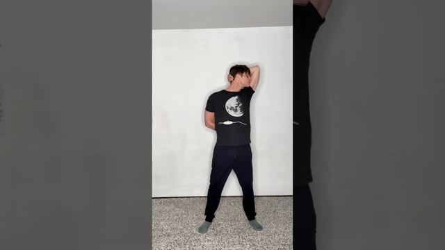 Зарядка долголетия 20.01.24 Продвинутая вытяжка, Стоечка на 3 минуты смотреть онлайн