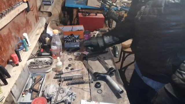 Обзор, переборка доработанной велосипедной вилки ZOOM смотреть онлайн