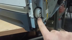 HP laserjet p2015 не захватывает бумагу с кассеты даже при новом ролике