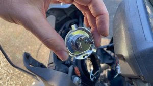 NC700 SA Headlamp Replacement