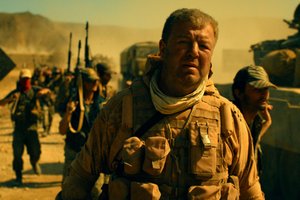 Обычный русский солдат в одиночку уничтожил всех противников | Краткий пересказ фильма