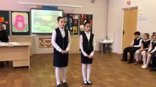 Любовь матери Школа 2100,4Г смотреть онлайн