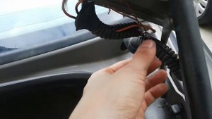 BMW 530 дизель Е39 2003 год не открывался багажник проблемы Почему