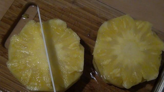 Как почистить ананас как нарезать ананас