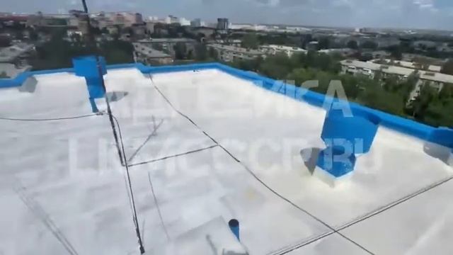 Ремонт кровли . День 5 . Крыша дома успешно закончена . Гидроизоляция кровли жидкой резиной ЛКМ ССС