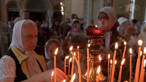 У православных Медовый Спас - начало Успенского поста, который продлится две недели