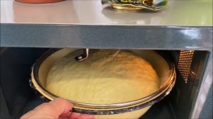 Сдоба на кефире. Пуховое тесто на кефире. Пирожки с яблоками и вкусные булочки.