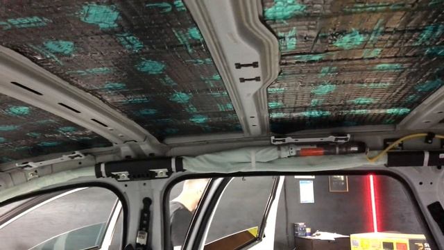 Hyundai Santa Fe обесшумливание салона, работаем с высококачественными шумоизоляционными материалам