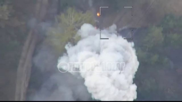 Точное попадание «Ланцета» по вражеской 2С3 «Акация»