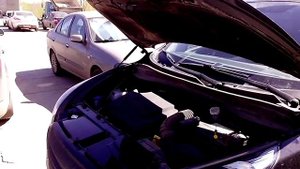 газовые упоры капота IX35 3