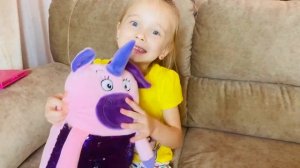 Сборник забавных истории с косметикой учится наносить макияж Полина . (1).mp4