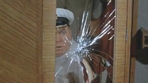 Полосатый рейс. - Обезьяна в зеркале.