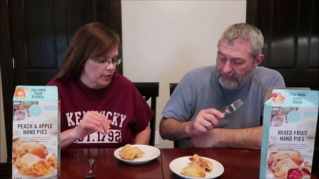 Martha Stewart Kitchen Hand Pies: Peach & Apple and Mixed Fruit Review смотреть онлайн