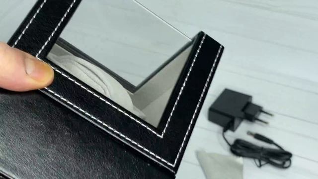 Шкатулка для часов с автоподзаводом - что умеет самый дешевый виндер - быстрая распаковка